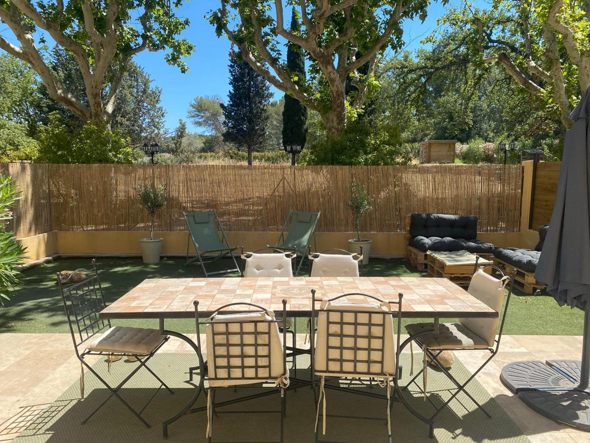 Appartement De Standing Dans Une Bastide Aixoise Aix-en-Provence Exteriör bild