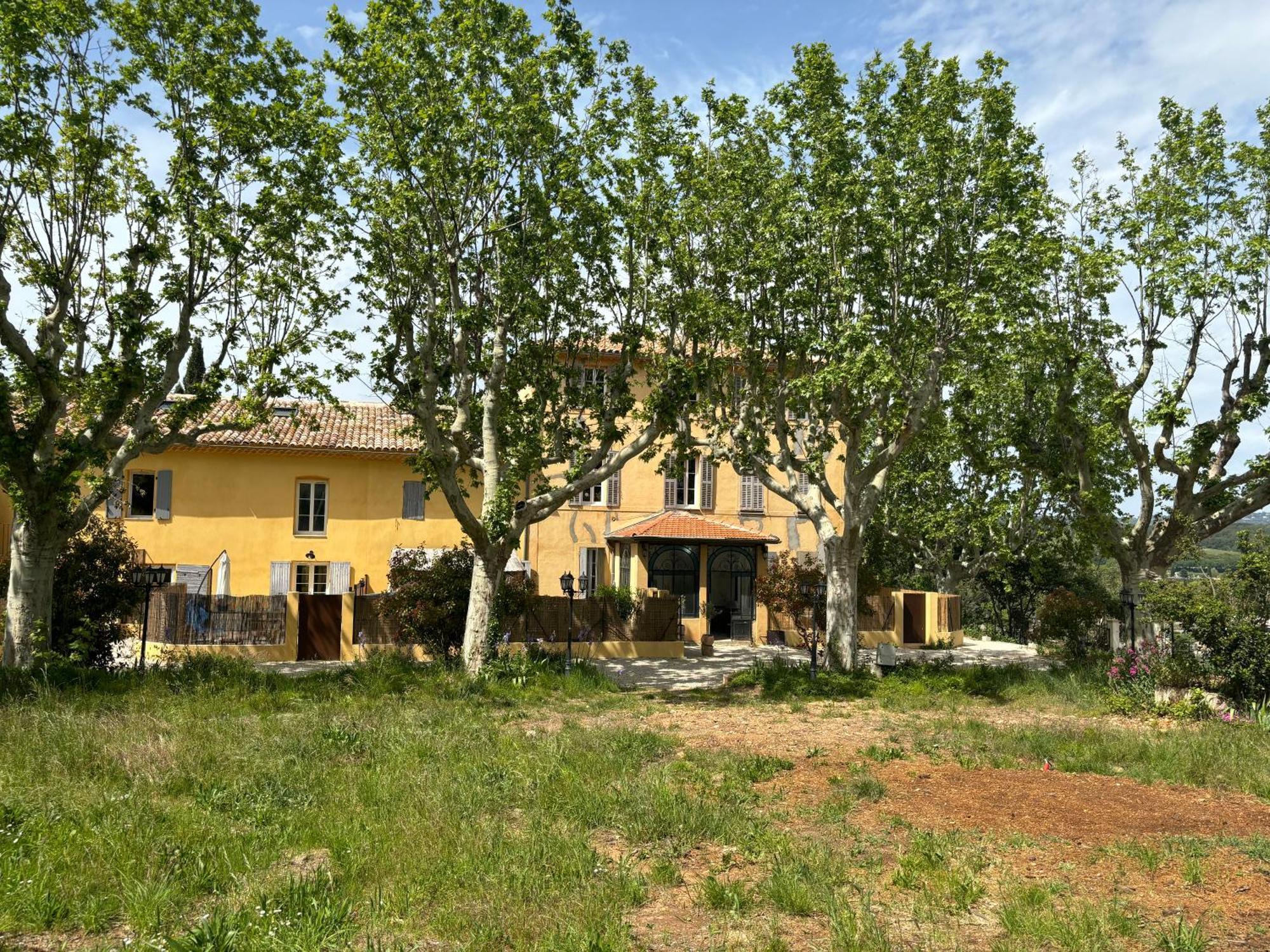 Appartement De Standing Dans Une Bastide Aixoise Aix-en-Provence Exteriör bild
